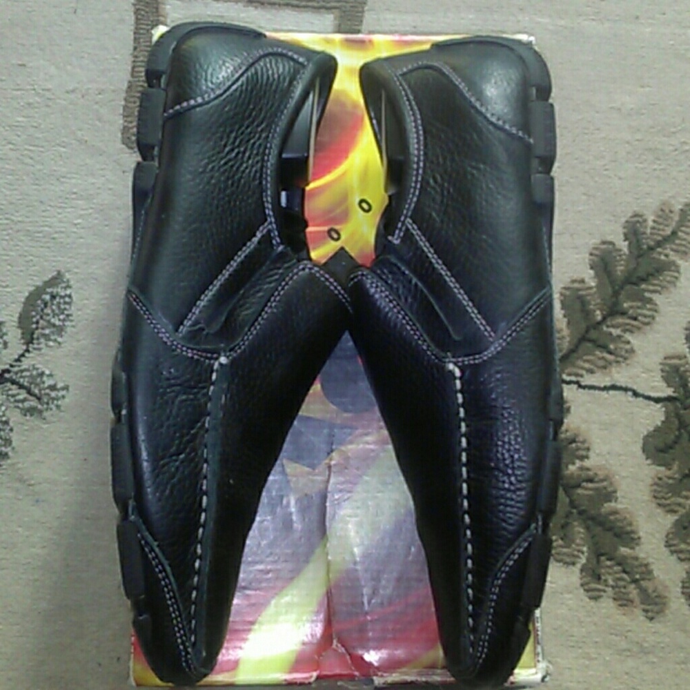 Loafers - Picture 3 of 4